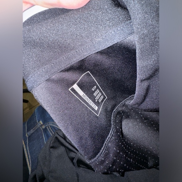 Mondetta black zip up sports jacket top - Picture 5 of 5